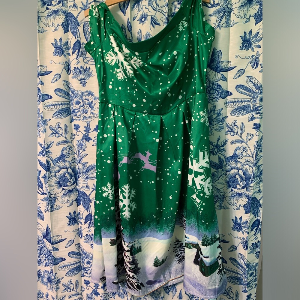 NWT VINTAGE INSPIRED BOAT NECK CHRISTMAS DRESS